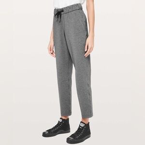 Lululemon On The Fly Pant  27" Heathered Black